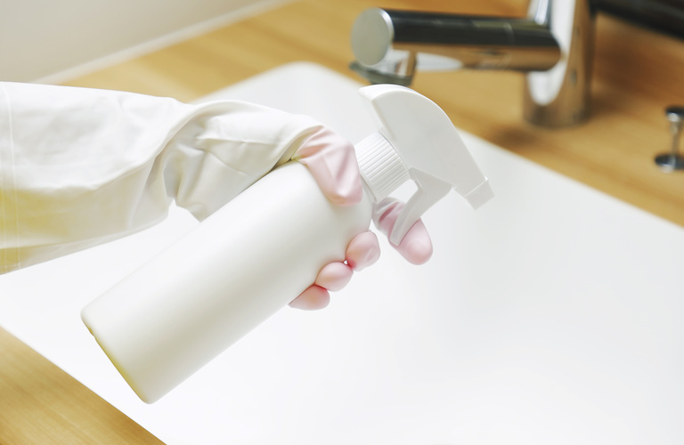 除菌と共に消臭もご要望の東京のお客様に販売 | 千葉でオゾン水なら高い効果のUNI-TECH合同会社